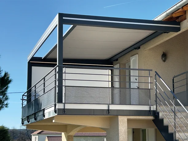 Pergola à toile enroulable