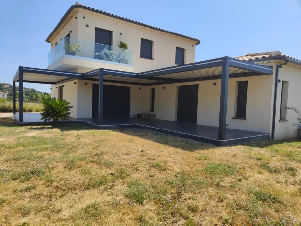 Pergola bioclimatique