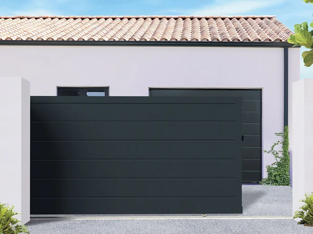 Portail coulissant aluminium