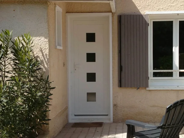 Porte d’entrée PVC