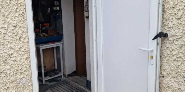 Porte de service PVC