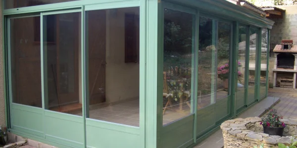 Véranda aluminium Schüco : fabrication dans notre atelier