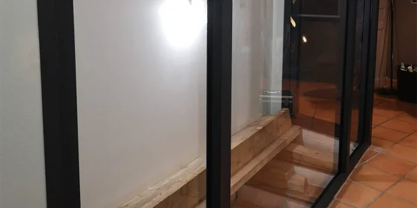 Installation de verrière intérieure sur mesure près de Bagnols-sur-Cèze, Orange et Uzès