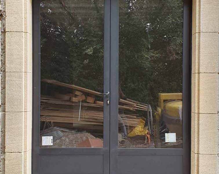 porte fenêtre cintrée
